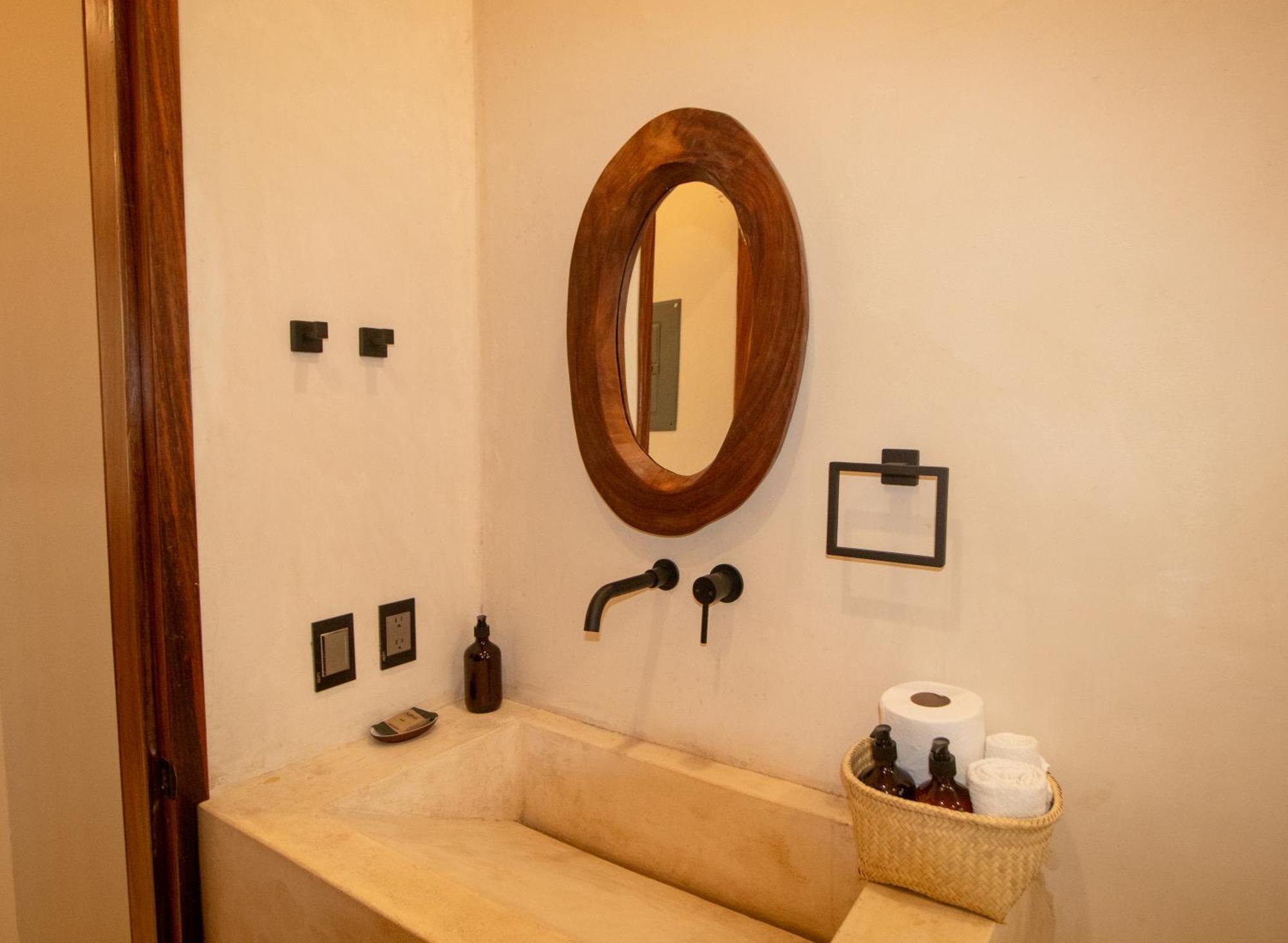Casa Raffaella Modern Apartments With Ac Pool Starlink Puerto Escondido  Luaran gambar