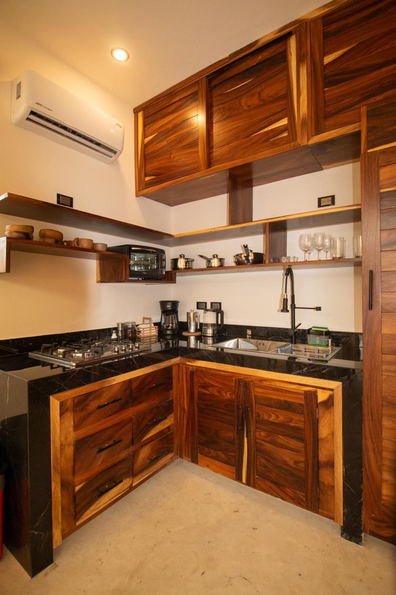 Casa Raffaella Modern Apartments With Ac Pool Starlink Puerto Escondido  Luaran gambar